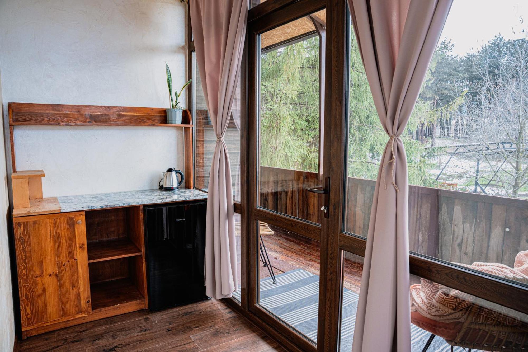 Ecolife Lodge Hotel & Restaurant Stepanawan Zewnętrze zdjęcie
