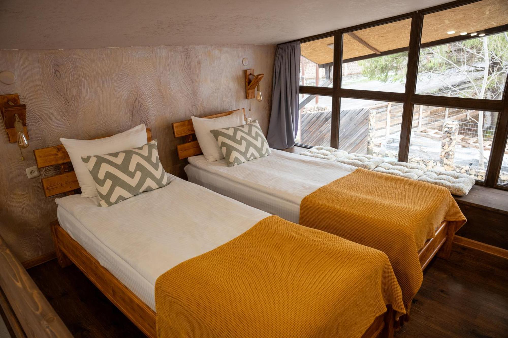 Ecolife Lodge Hotel & Restaurant Stepanawan Zewnętrze zdjęcie