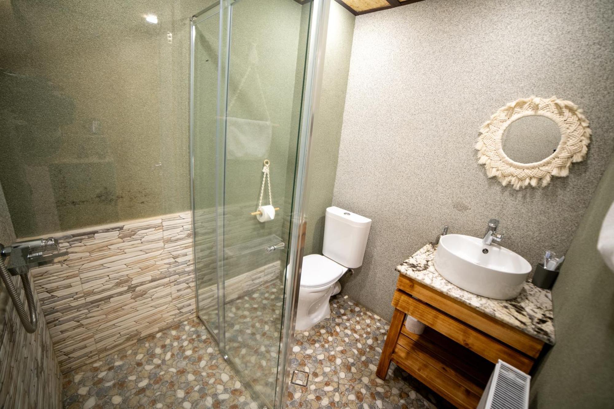 Ecolife Lodge Hotel & Restaurant Stepanawan Zewnętrze zdjęcie